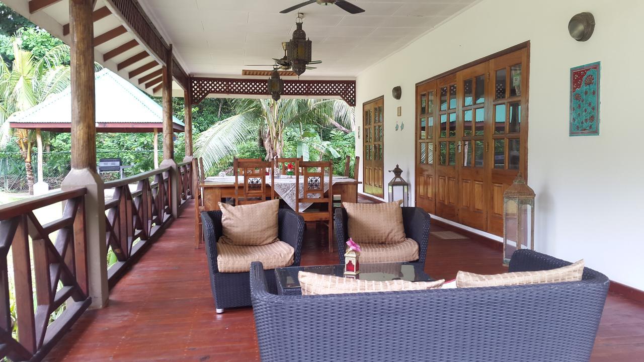 Paodise Guesthouse ラ・ディーグ島 エクステリア 写真